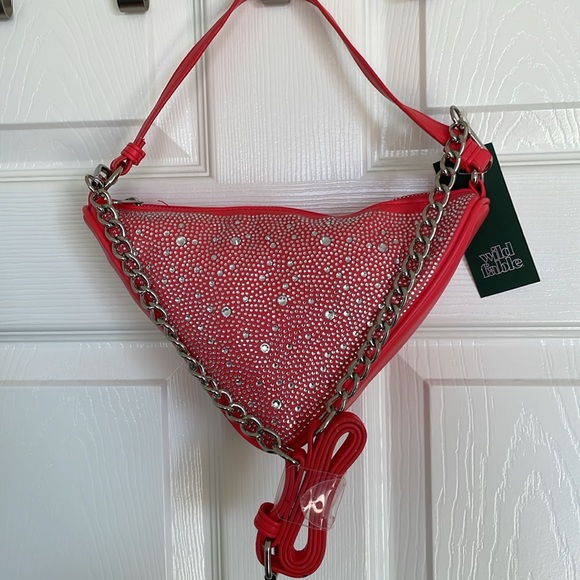 Wild Fable Coral Rhinestone Triangle Crossbody Bag Chain Adjustable Strap NEW - Picture 9 of 13